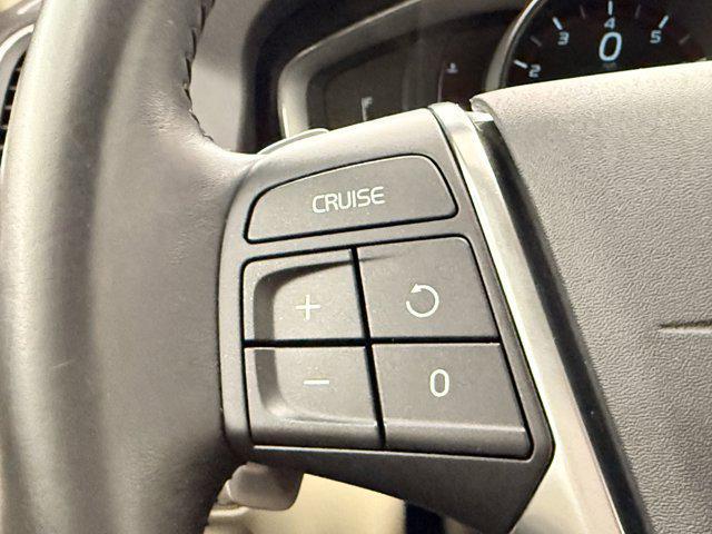 used 2015 Volvo XC60 car, priced at $9,997