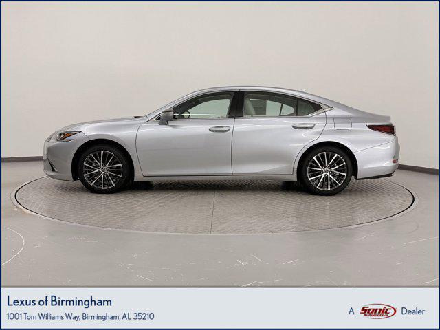 new 2025 Lexus ES 300h car, priced at $49,844