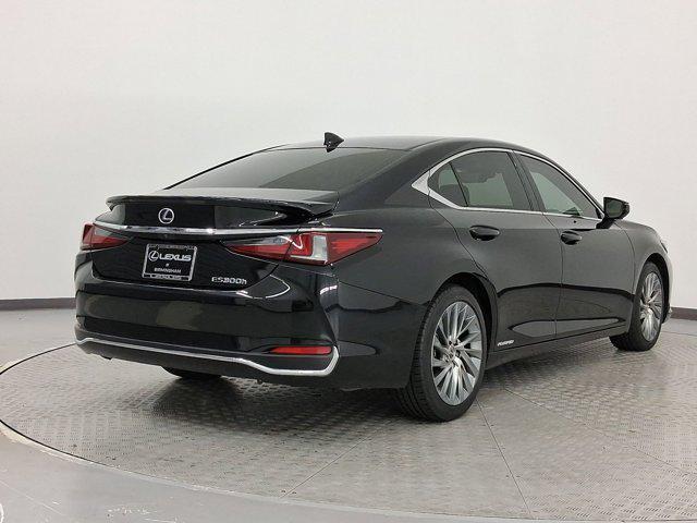 used 2019 Lexus ES 300h car, priced at $26,999