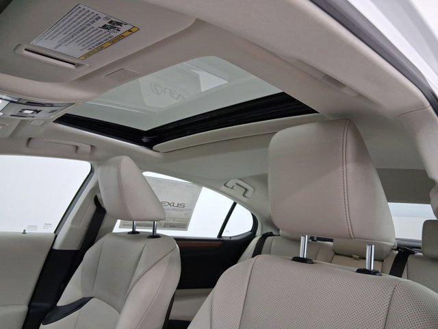 new 2025 Lexus ES 350 car, priced at $47,500