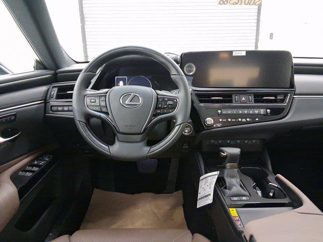 new 2025 Lexus ES 300h car, priced at $53,013