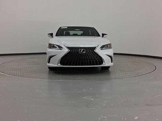new 2025 Lexus ES 300h car, priced at $53,013