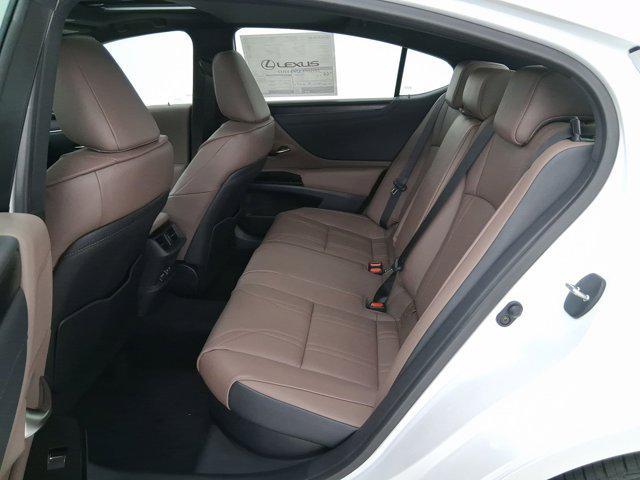 new 2025 Lexus ES 300h car, priced at $53,013