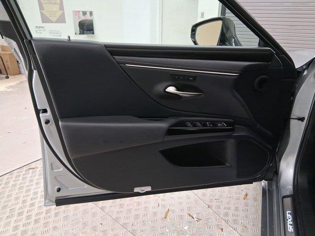 new 2025 Lexus ES 350 car, priced at $49,004