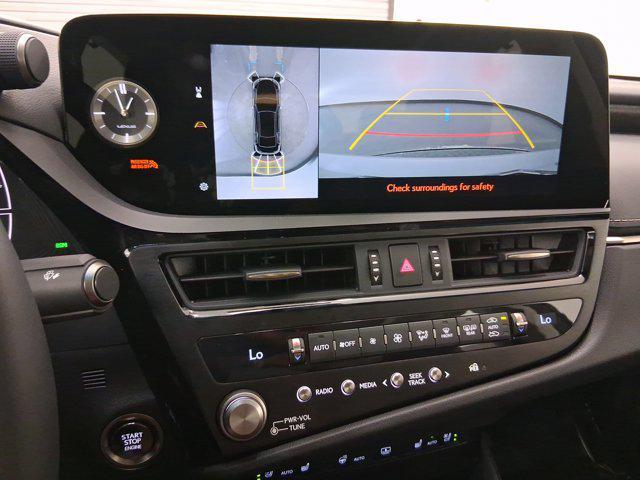 new 2025 Lexus ES 350 car, priced at $54,736