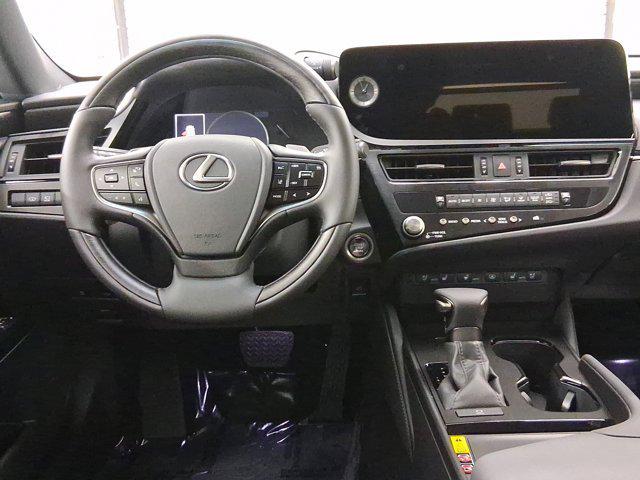 new 2025 Lexus ES 350 car, priced at $54,736