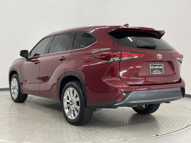 used 2021 Toyota Highlander car, priced at $31,998