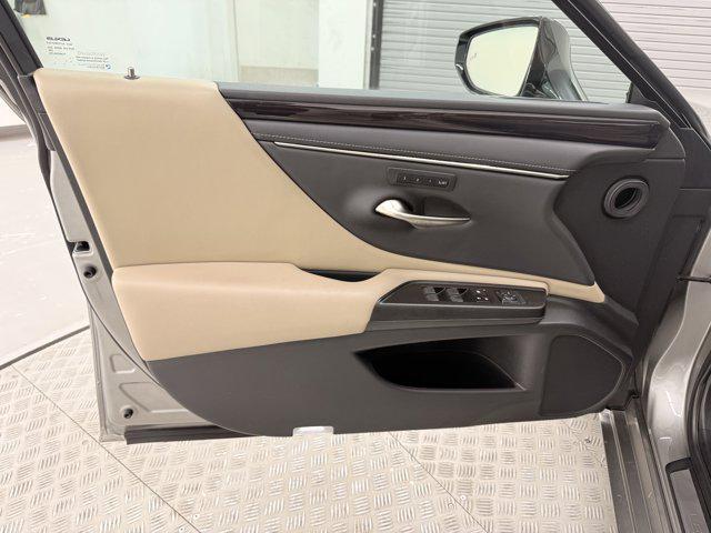 used 2019 Lexus ES 350 car, priced at $20,998