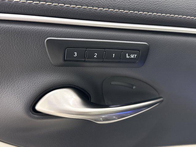 new 2025 Lexus ES 300h car, priced at $48,365