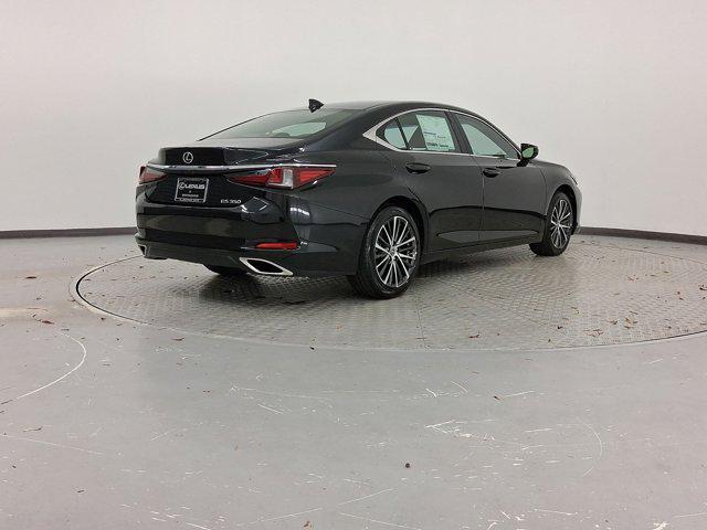 new 2025 Lexus ES 350 car, priced at $46,838
