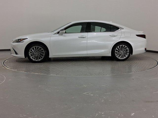 new 2025 Lexus ES 300h car, priced at $54,579