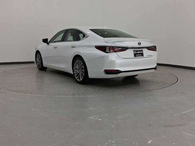 new 2025 Lexus ES 300h car, priced at $54,579