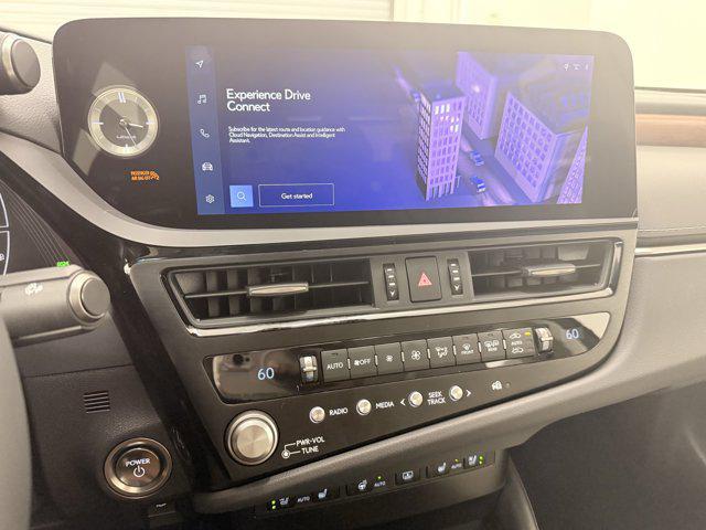 new 2025 Lexus ES 300h car, priced at $52,358