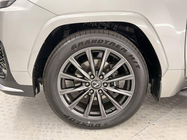 new 2025 Lexus LX 600 car, priced at $113,398