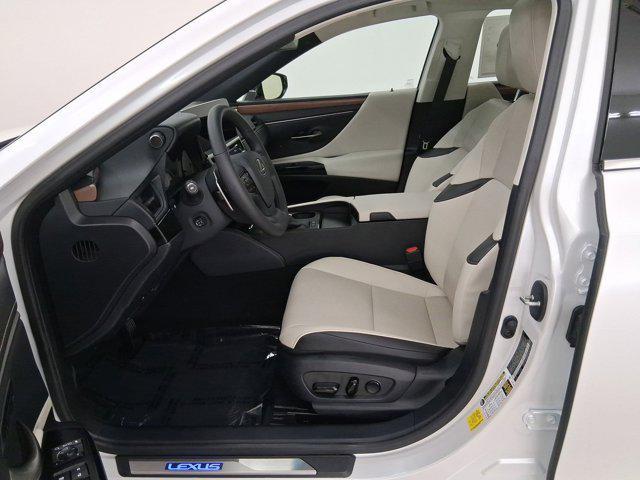 new 2025 Lexus ES 300h car, priced at $50,197