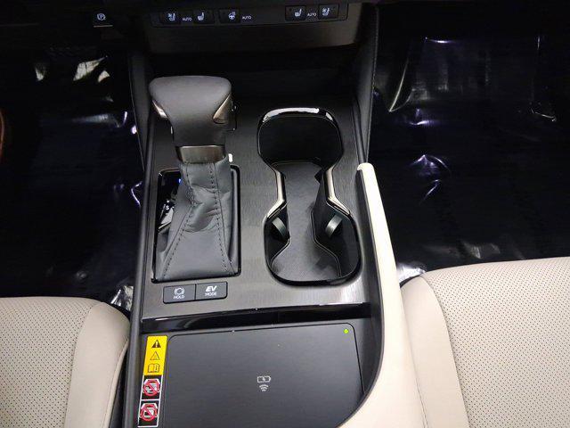 new 2025 Lexus ES 300h car, priced at $50,197