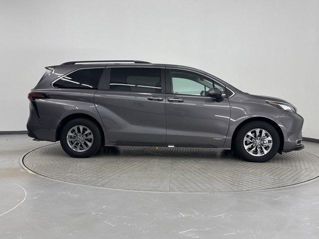 used 2021 Toyota Sienna car, priced at $33,997