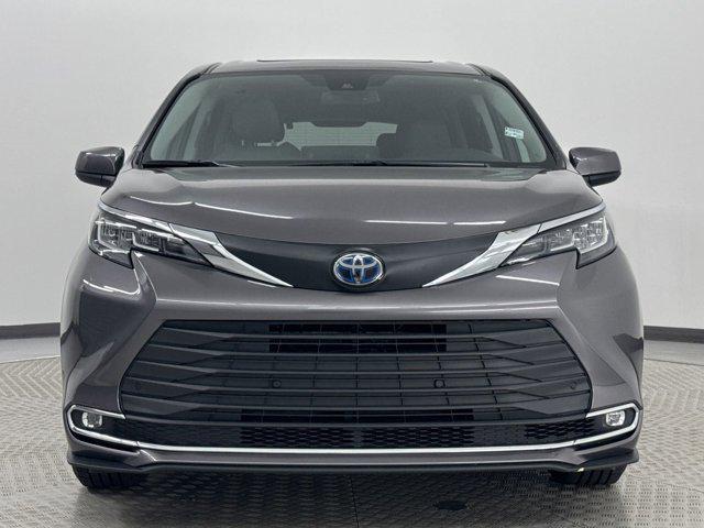 used 2021 Toyota Sienna car, priced at $33,997