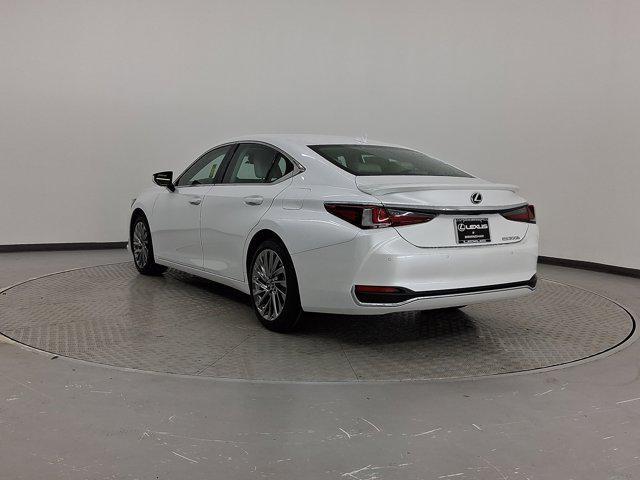 new 2025 Lexus ES 300h car, priced at $56,069