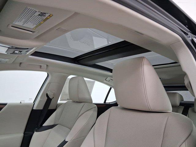 new 2025 Lexus ES 350 car, priced at $48,629