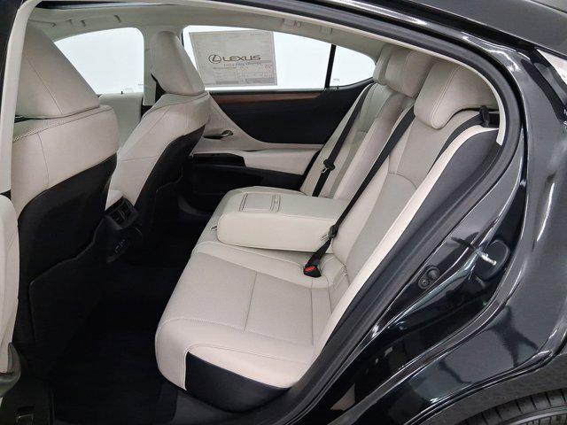 new 2025 Lexus ES 350 car, priced at $48,629