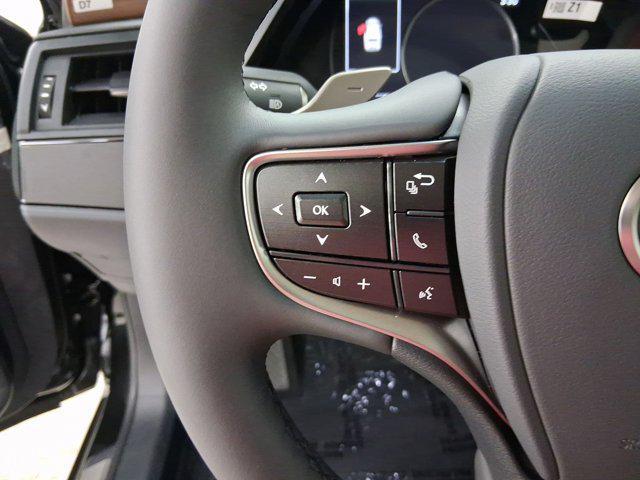 new 2025 Lexus ES 350 car, priced at $48,629