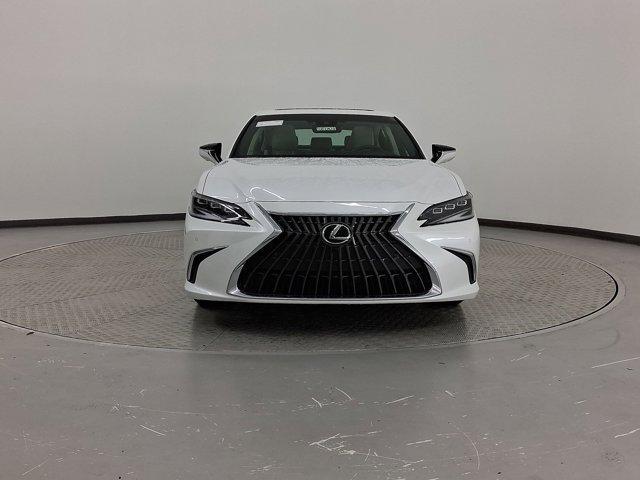 new 2025 Lexus ES 300h car, priced at $58,069