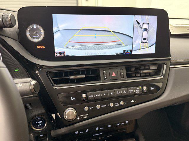 used 2022 Lexus ES 300h car, priced at $41,598