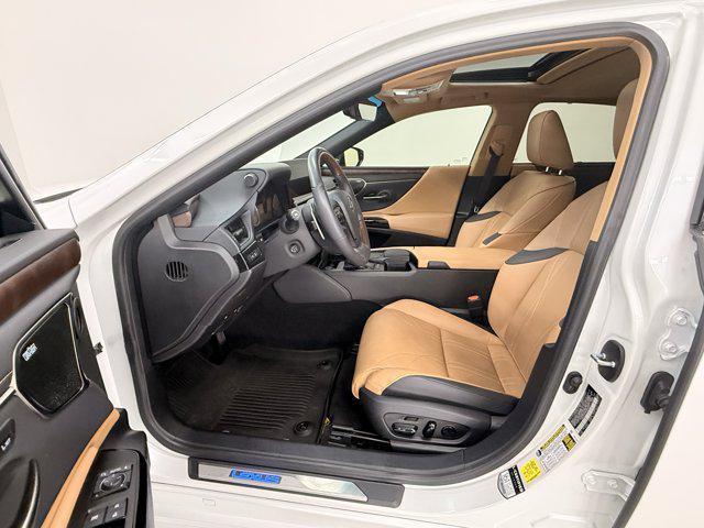 used 2022 Lexus ES 300h car, priced at $41,598