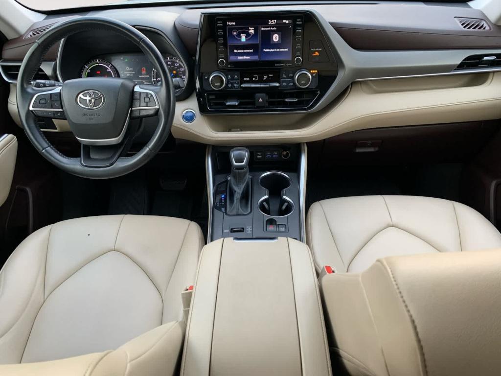 used 2022 Toyota Highlander Hybrid car, priced at $37,502