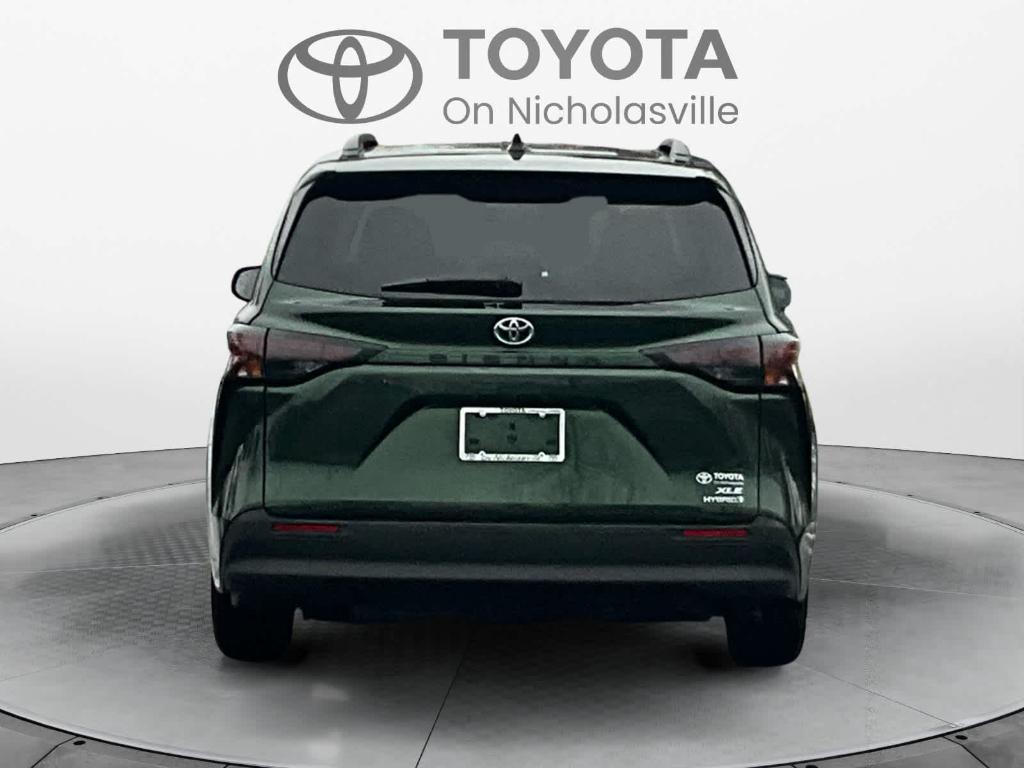 used 2023 Toyota Sienna car, priced at $39,706