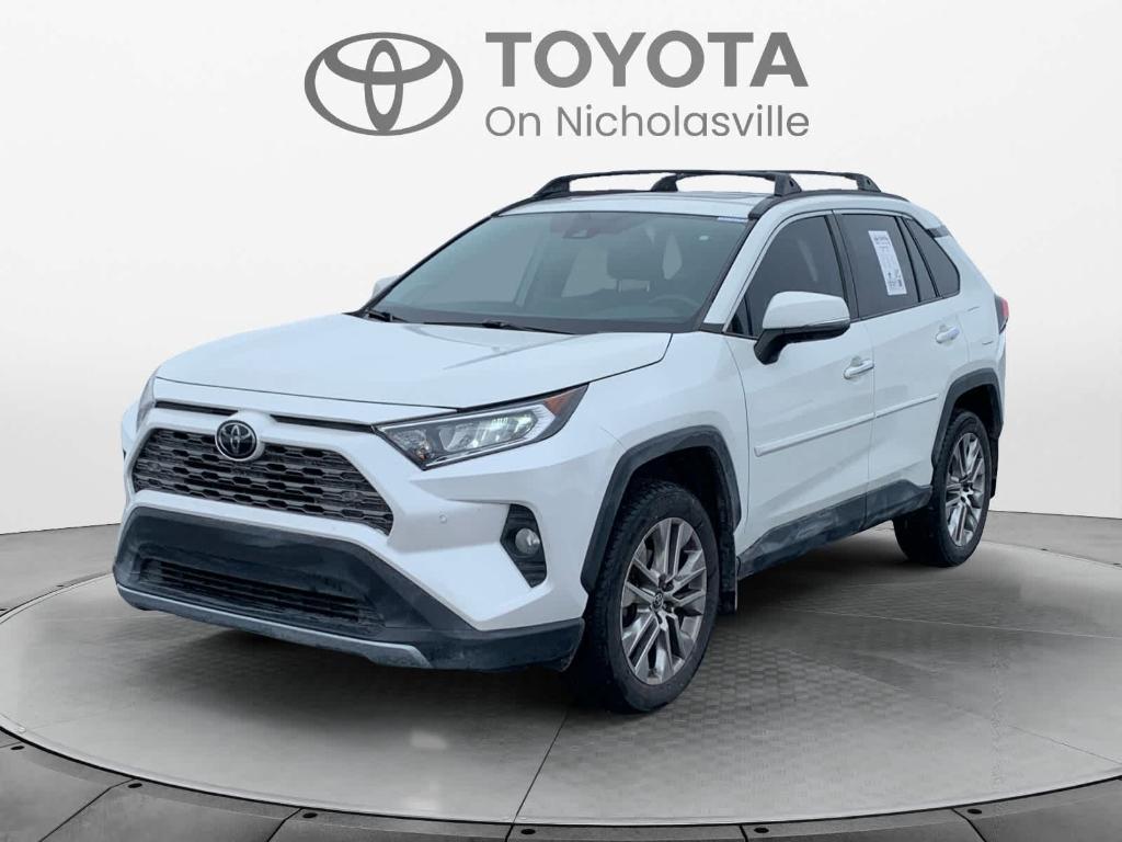 used 2019 Toyota RAV4 car, priced at $22,915