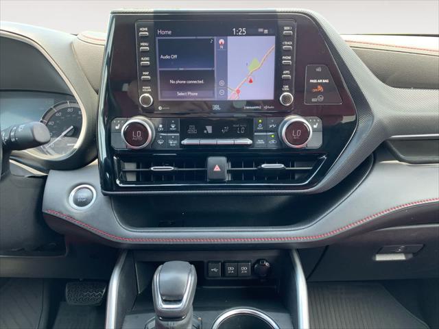 used 2021 Toyota Highlander car, priced at $34,495