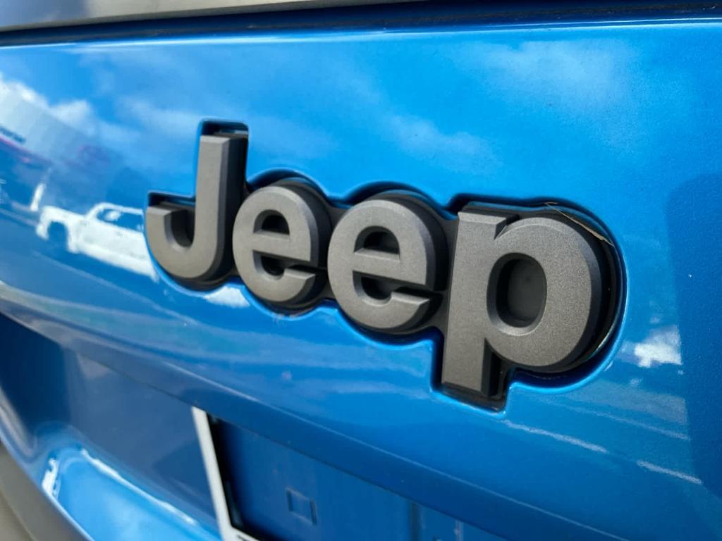 used 2022 Jeep Cherokee car, priced at $26,000