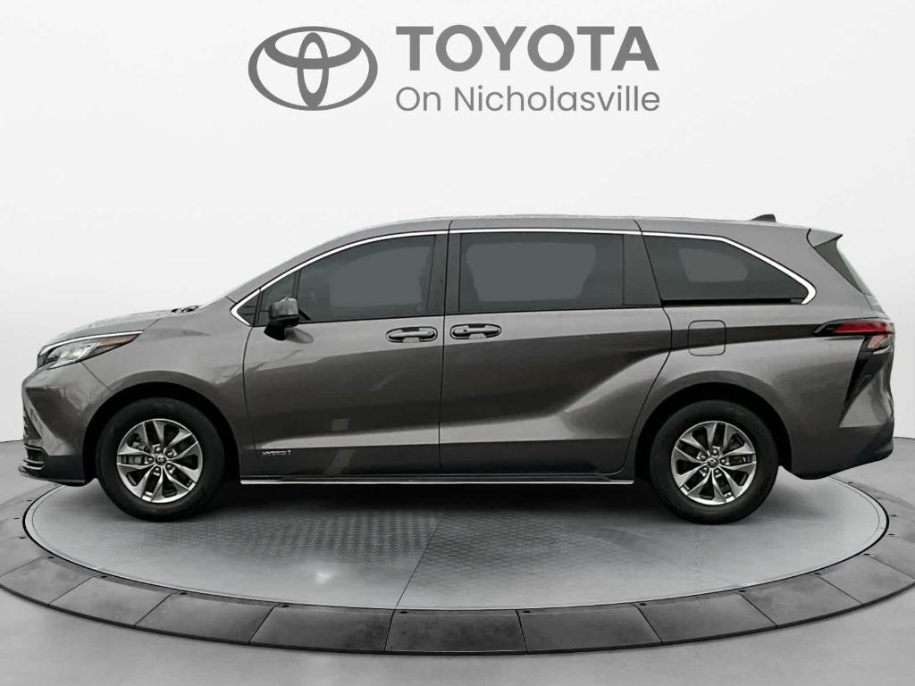 used 2021 Toyota Sienna car, priced at $31,903