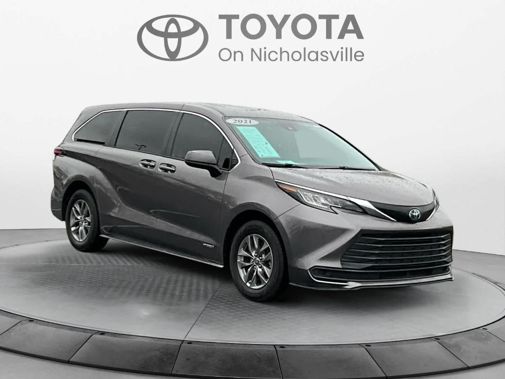 used 2021 Toyota Sienna car, priced at $31,903