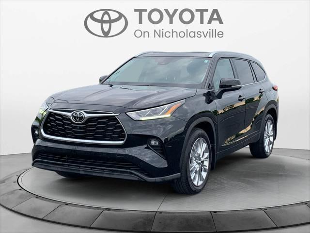used 2022 Toyota Highlander car, priced at $38,495