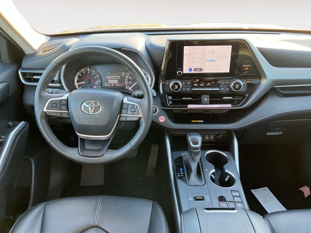 used 2024 Toyota Highlander car, priced at $42,904