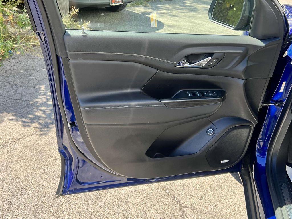 used 2023 GMC Acadia car, priced at $32,779