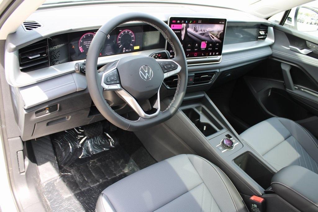 new 2025 Volkswagen Tiguan car