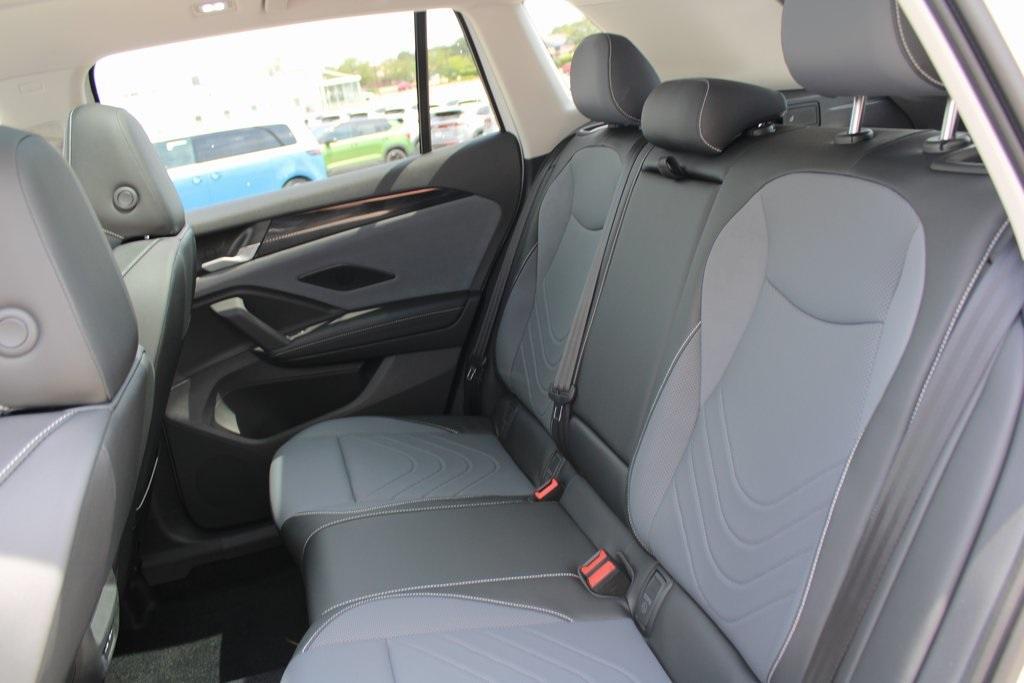 new 2025 Volkswagen Tiguan car