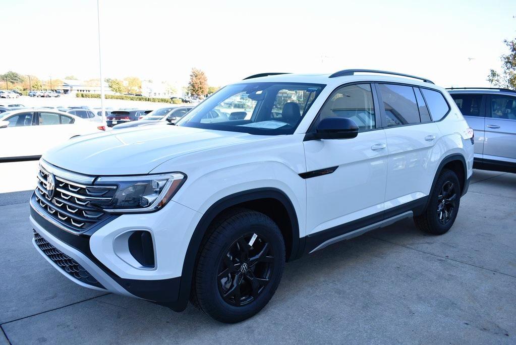 new 2025 Volkswagen Atlas car, priced at $45,109