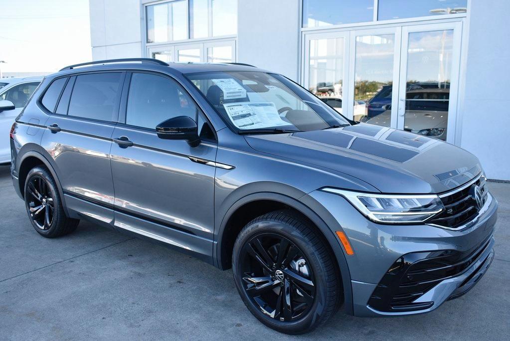 new 2024 Volkswagen Tiguan car, priced at $32,979