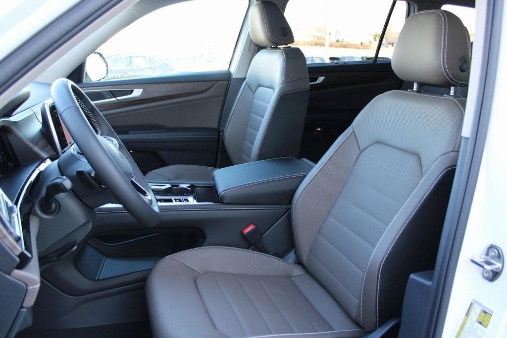 new 2026 Volkswagen Atlas car, priced at $48,066