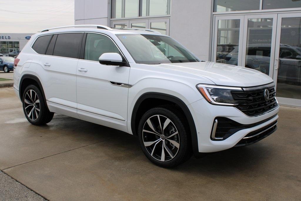 new 2025 Volkswagen Atlas car, priced at $51,553