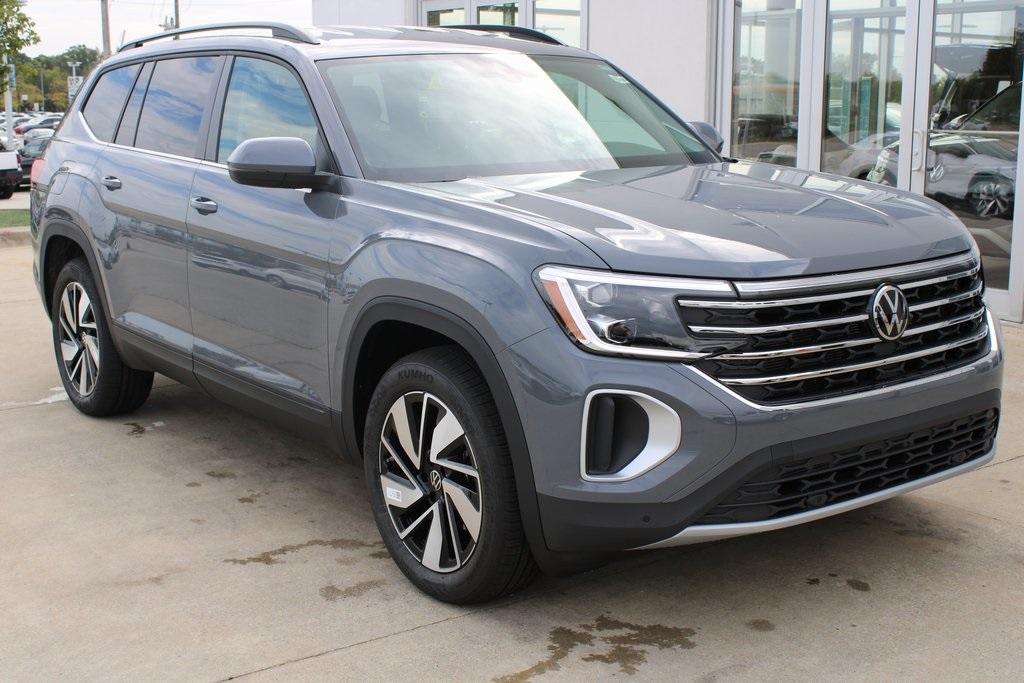 new 2026 Volkswagen Atlas car, priced at $45,610