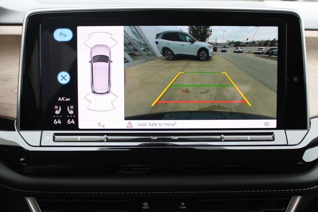 used 2024 Volkswagen Atlas car, priced at $37,700