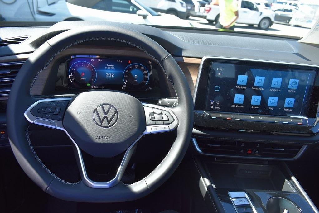 new 2024 Volkswagen Atlas car, priced at $42,388