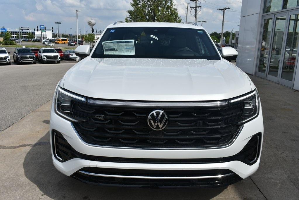 new 2024 Volkswagen Atlas Cross Sport car, priced at $47,421