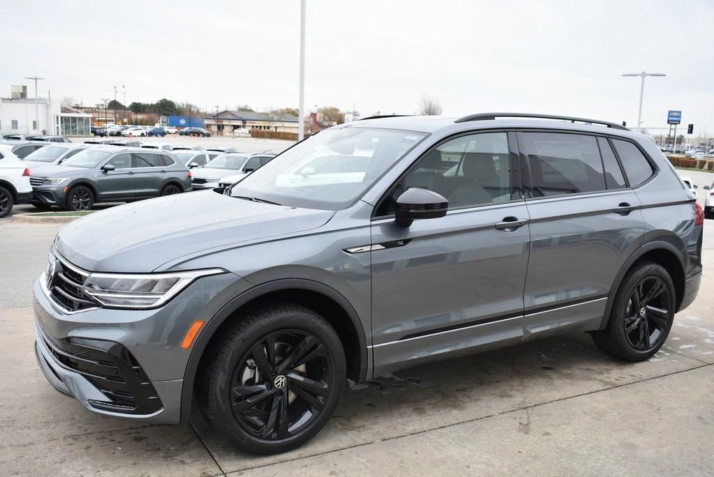 new 2024 Volkswagen Tiguan car, priced at $32,979